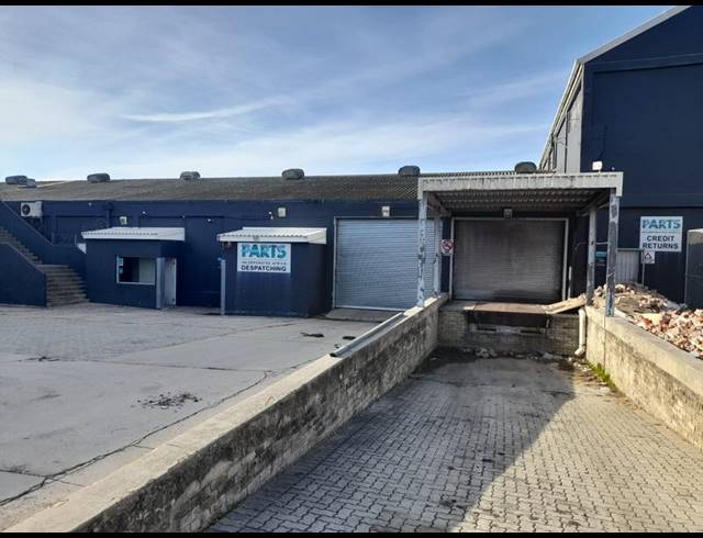 INDUSTRIAL PROPERTY TO RENT IN NORTH END